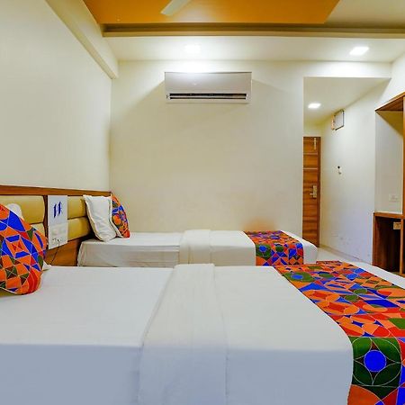 Fabhotel Ramjis Residency ナーシク エクステリア 写真