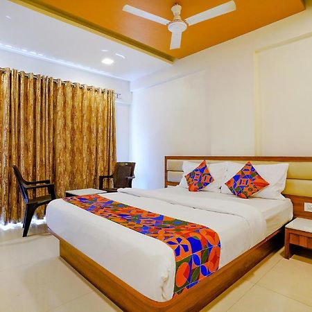 Fabhotel Ramjis Residency ナーシク エクステリア 写真