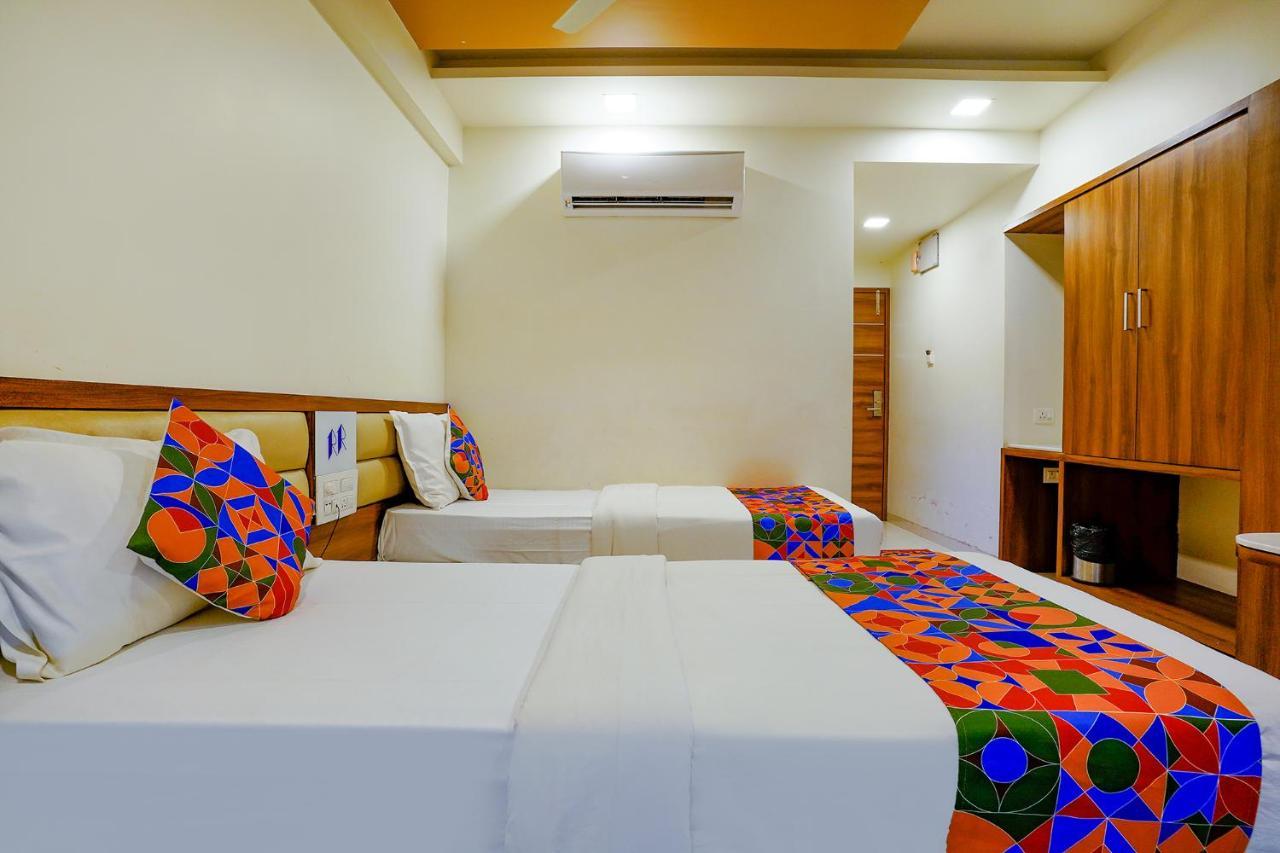 Fabhotel Ramjis Residency ナーシク エクステリア 写真