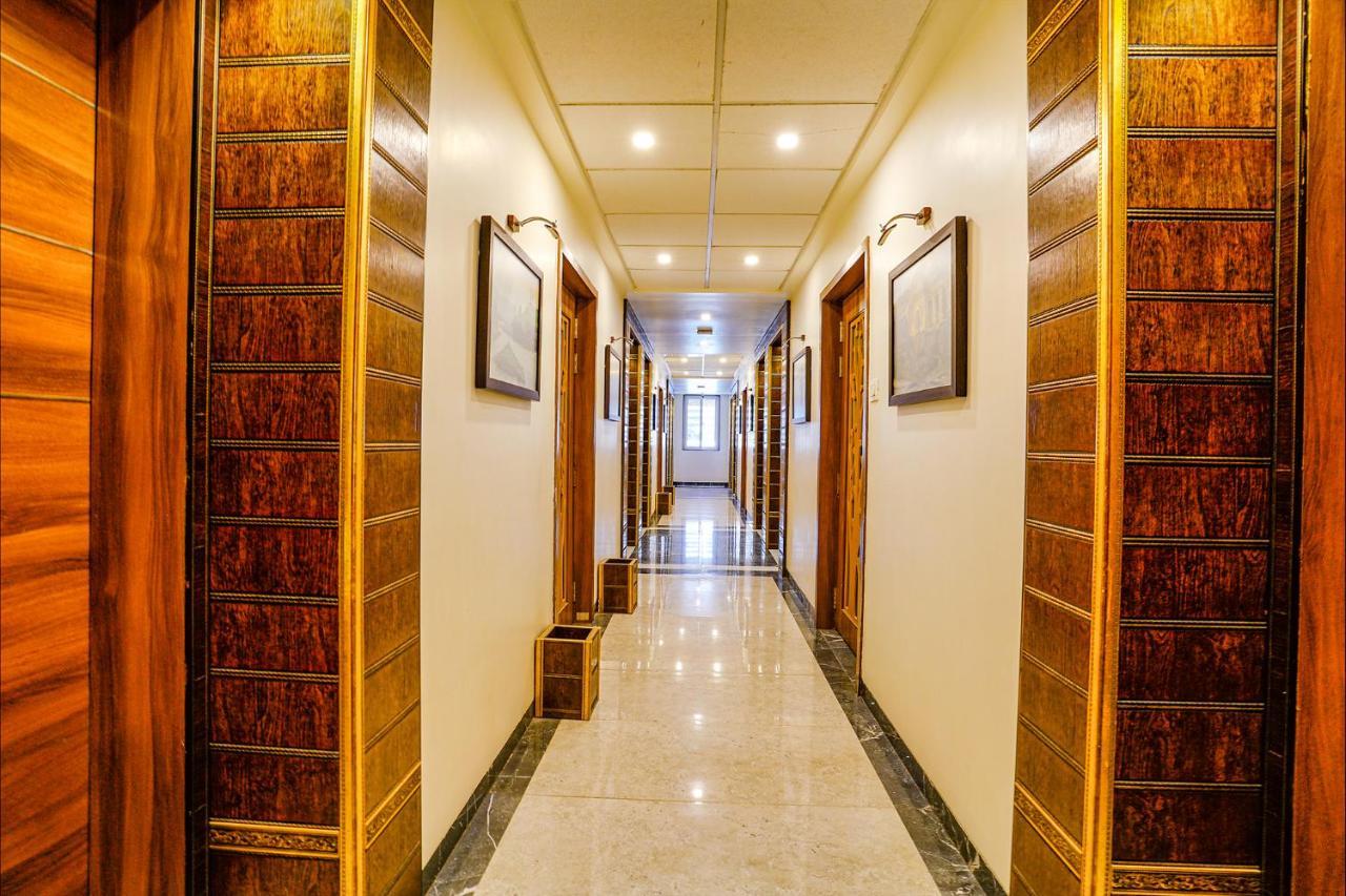 Fabhotel Ramjis Residency ナーシク エクステリア 写真