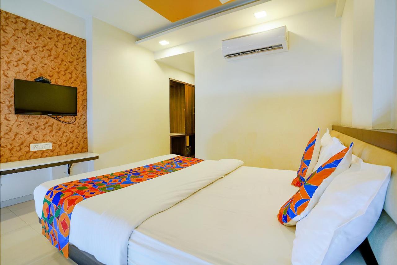 Fabhotel Ramjis Residency ナーシク エクステリア 写真