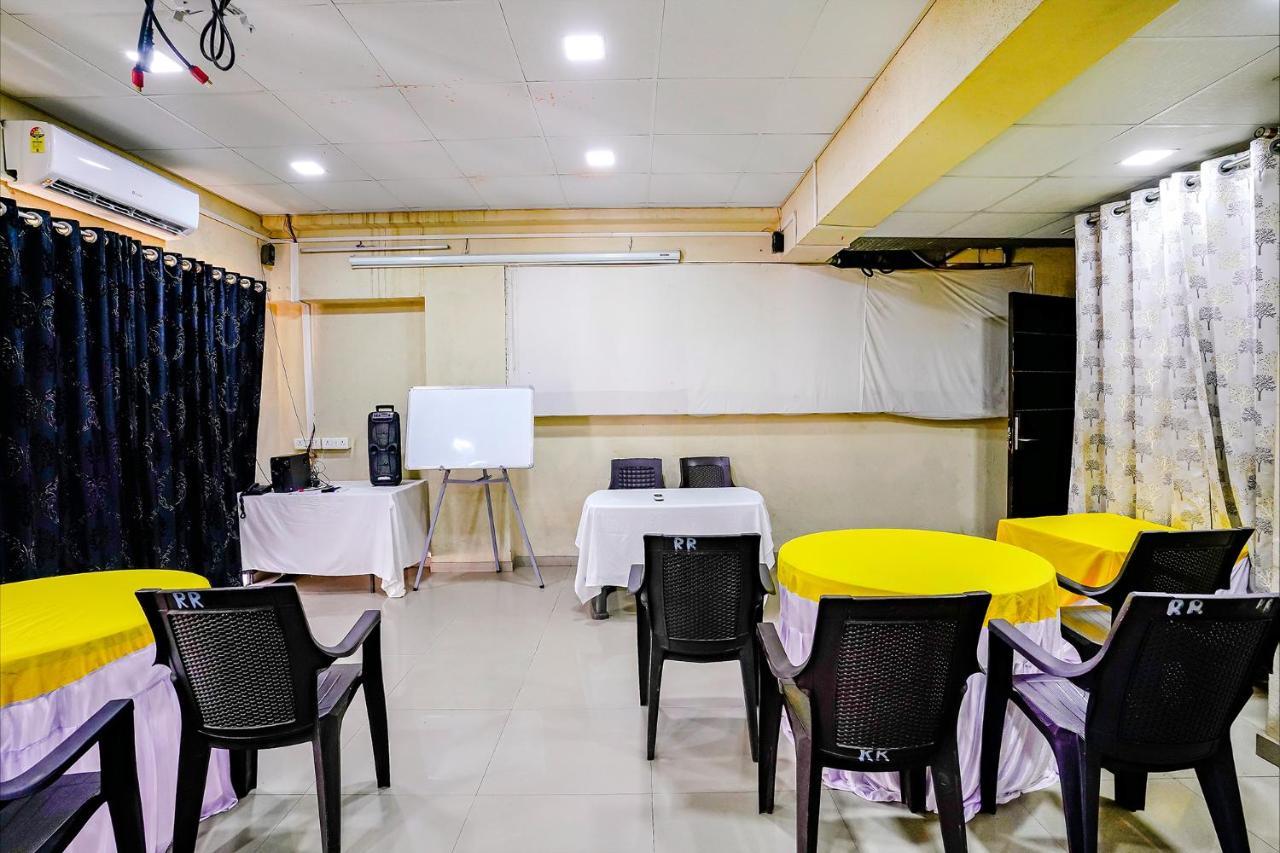 Fabhotel Ramjis Residency ナーシク エクステリア 写真