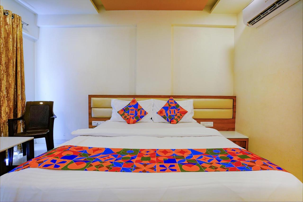 Fabhotel Ramjis Residency ナーシク エクステリア 写真